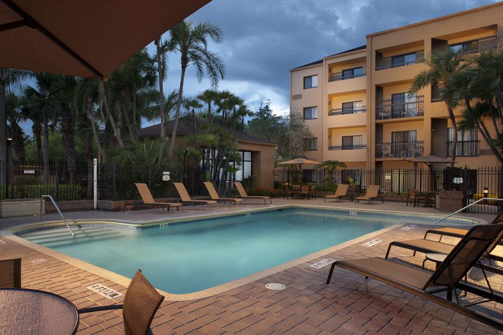 Courtyard Tampa Westshore/Airport Extérieur photo