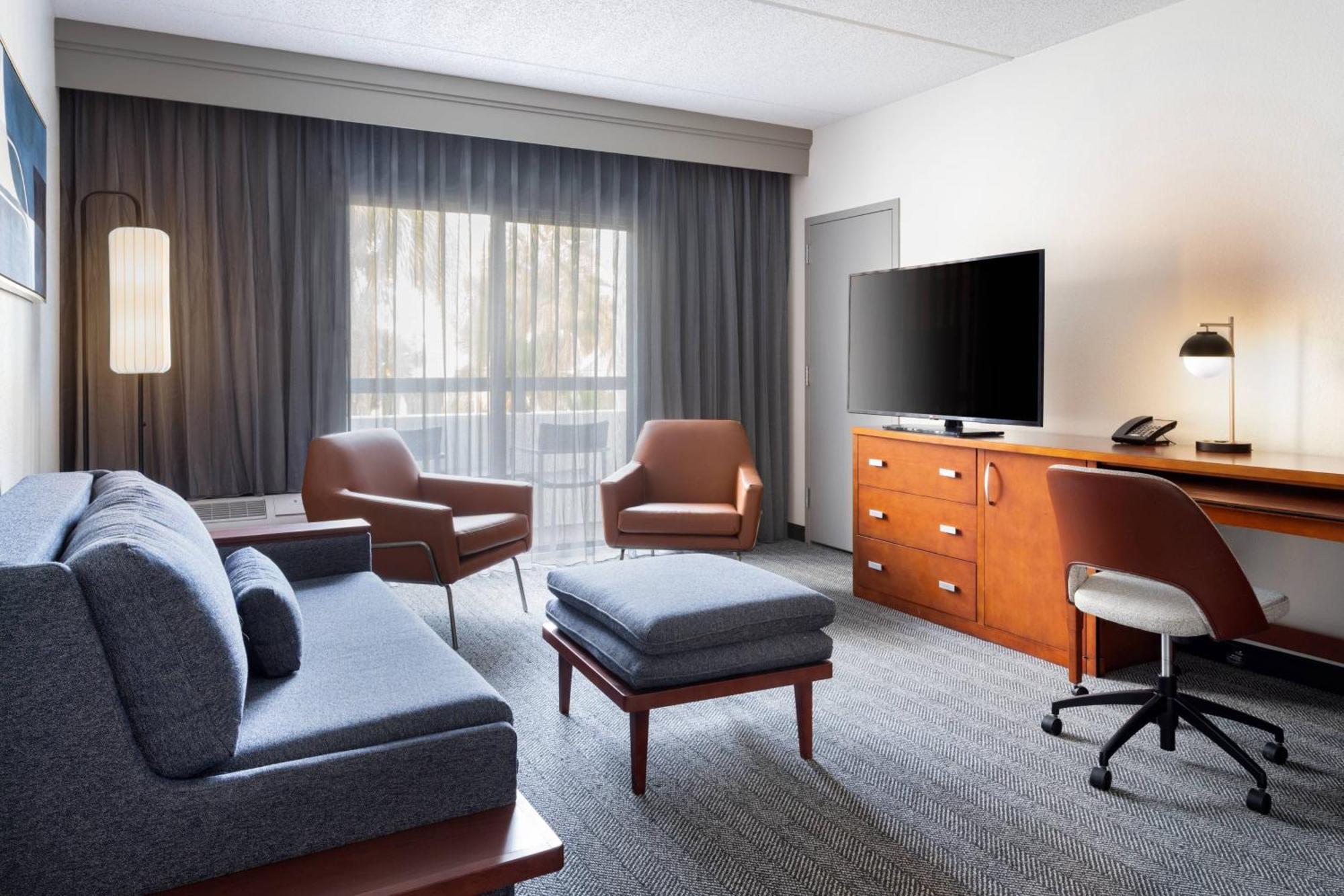 Courtyard Tampa Westshore/Airport Extérieur photo